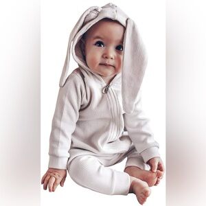 NWOT White Hooded Bunny Jumpsuit for Babies